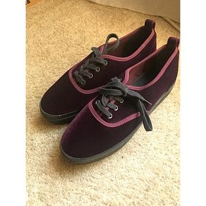 H&M Divided velvet creepers ✅